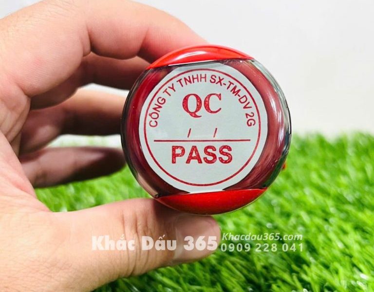 Khắc dấu lấy liền giá rẻ có đảm bảo chất lượng không?